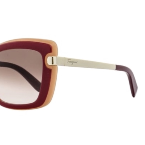 🌟SOLD🌟 NIB Salvatore Ferragamo Coral Sunglasses - Picture 3 of 6